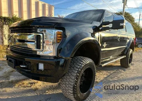 2004 Ford Excursion Eddie Bauer z USA, uszkodzony, nr VIN 1FMSU45P14EA06923